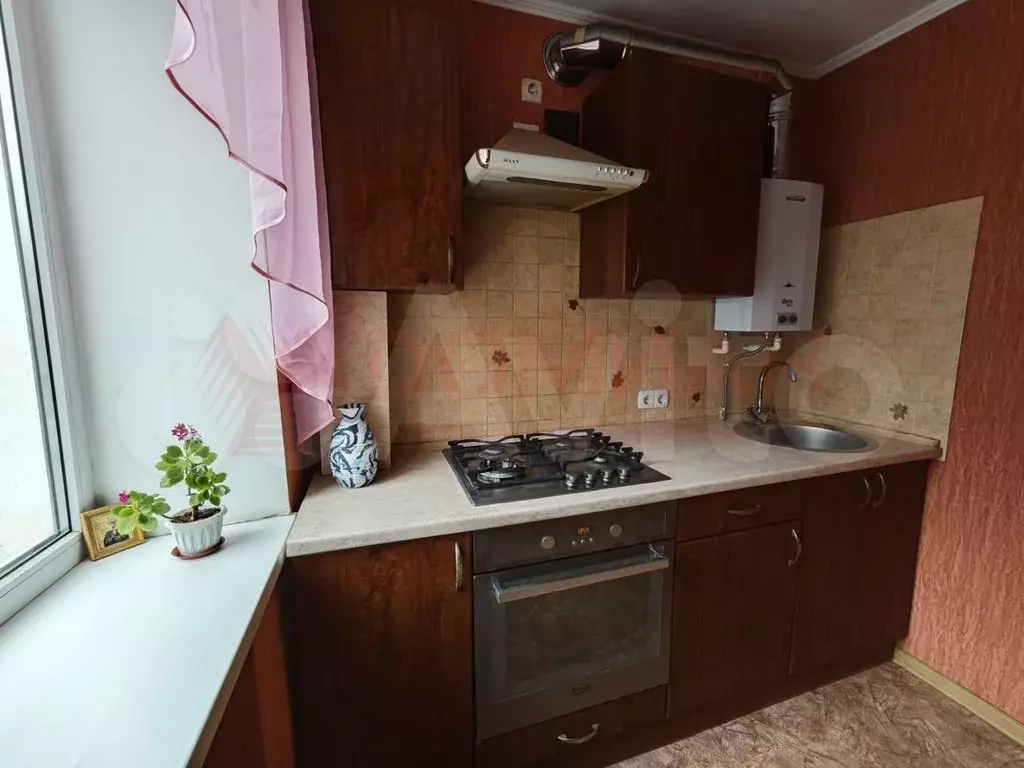 3-к. квартира, 60м, 2/5эт. - Фото 1