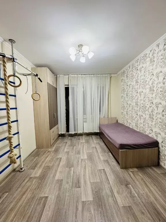 3-к кв. Крым, Симферополь ул. Железнодорожная, 6 (65.0 м) - Фото 1