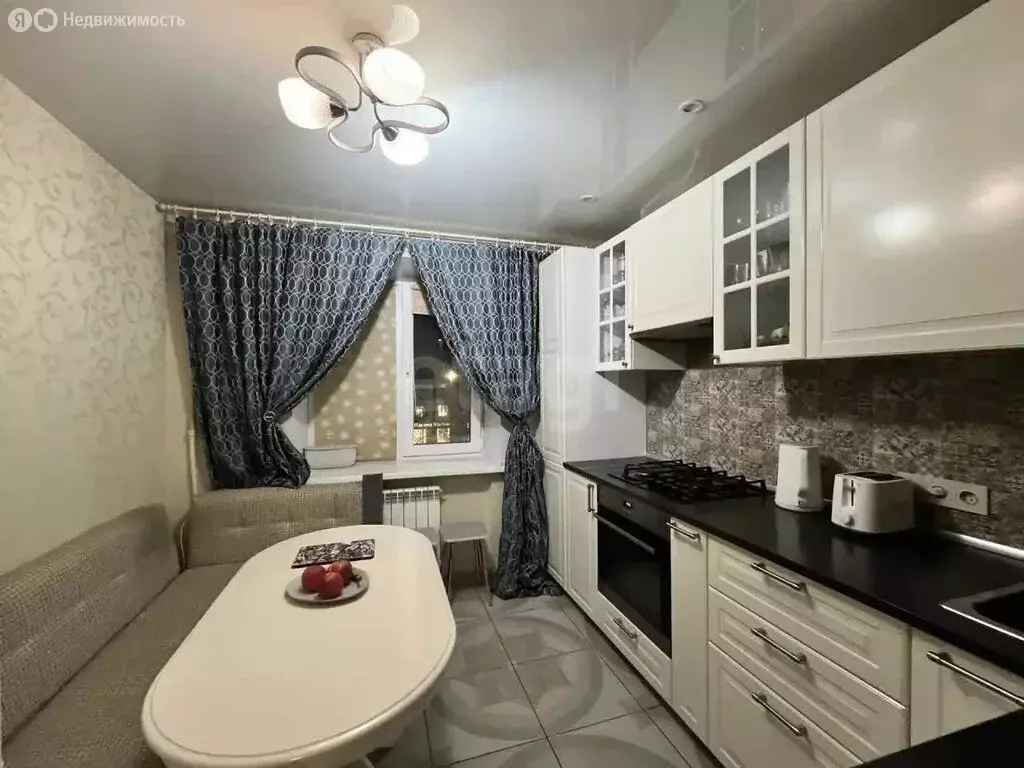 3-комнатная квартира: Самара, улица Советской Армии, 239 (62.5 м) - Фото 2