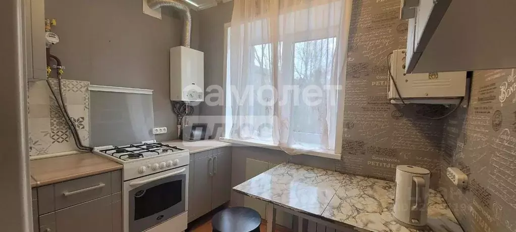 3-к кв. Калужская область, Калуга Николо-Козинская ул., 65 (58.7 м) - Фото 1