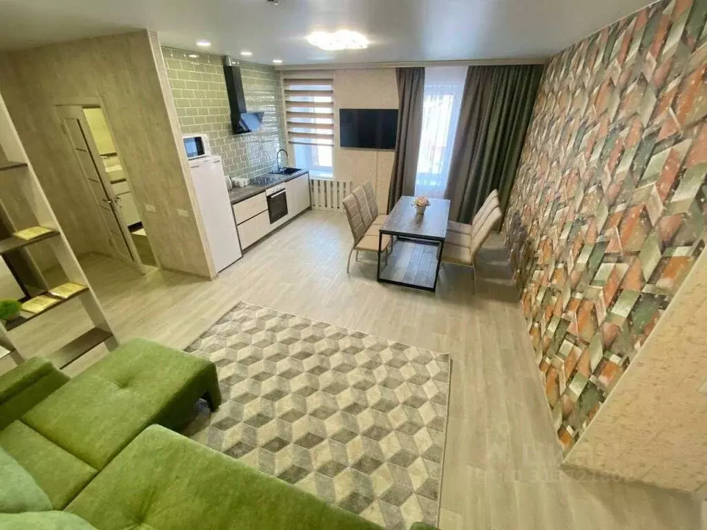 1-к кв. Кемеровская область, Юрга Волгоградская ул., 2 (80.0 м) - Фото 1