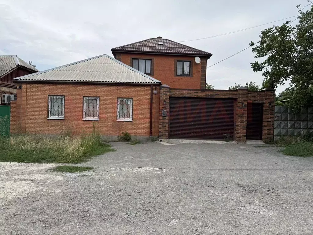 Дом в Ростовская область, Ростов-на-Дону Алтайская ул., 8 (170 м) - Фото 0