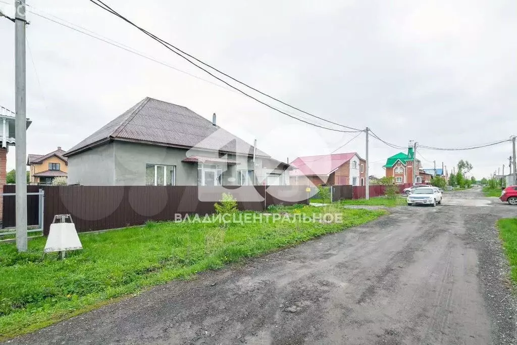 Дом в Бердск, улица Льва Максимова, 44 (154 м) - Фото 1