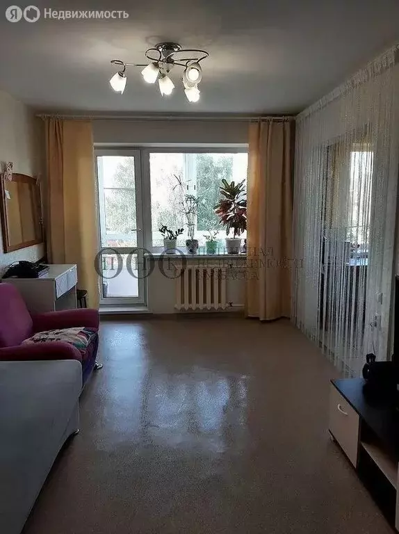 2-комнатная квартира: Кемерово, проспект Ленина, 86А (46 м) - Фото 1