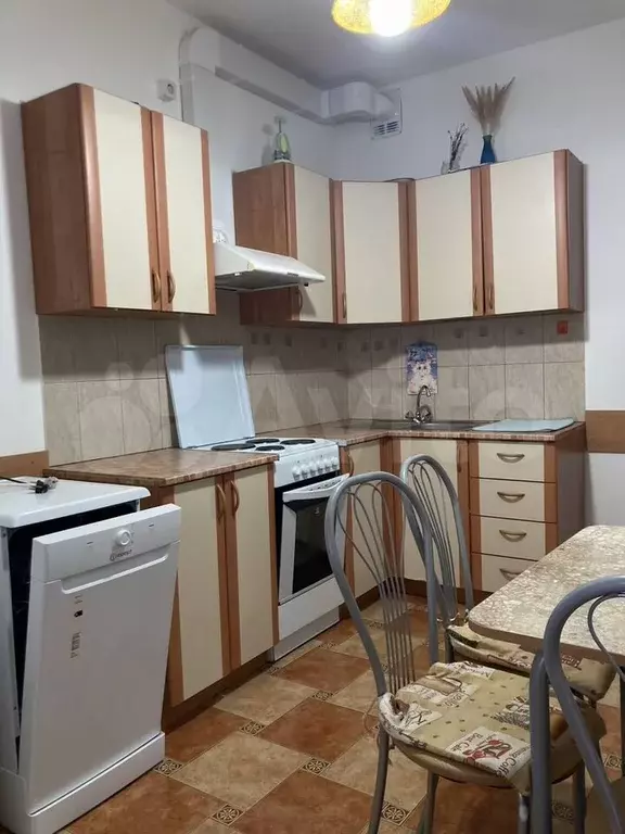 1-к. квартира, 44 м, 4/23 эт. - Фото 0