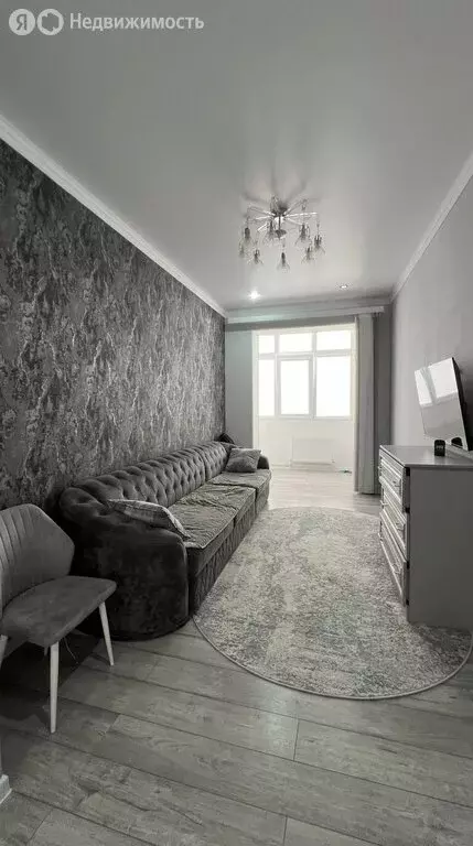 2-комнатная квартира: Нальчик, район Горная, Солнечная улица, 8к1 (60 ... - Фото 1