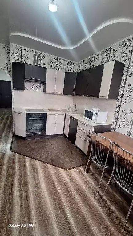 1-к. квартира, 42 м, 11/17 эт. - Фото 0