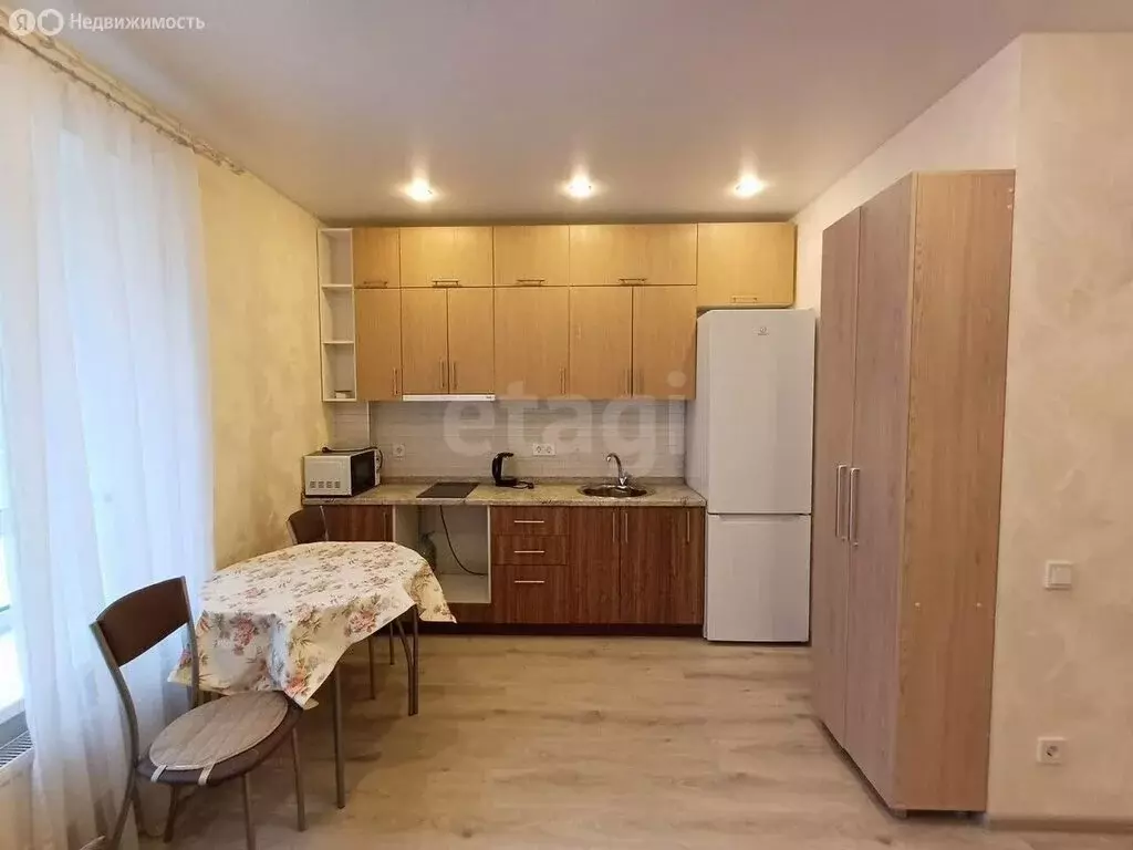 Квартира-студия: Сыктывкар, Октябрьский проспект, 218 (23 м) - Фото 2