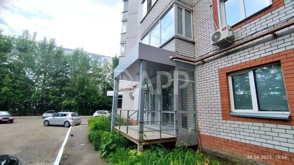 Помещение свободного назначения в Татарстан, Казань ул. Юлиуса Фучика, ... - Фото 1