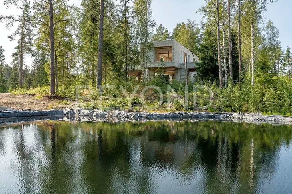 Дом в Ленинградская область, Выборгский район, Первомайское с/пос, ... - Фото 1