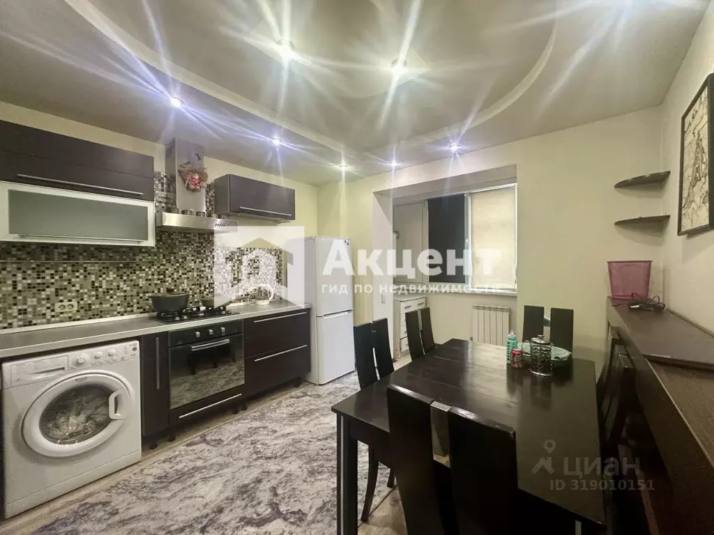 2-к кв. Ивановская область, Иваново ул. Куконковых, 142 (72.7 м) - Фото 0