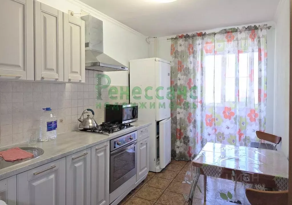 3-к кв. Брянская область, Брянск ул. Менжинского, 8 (60.0 м) - Фото 1