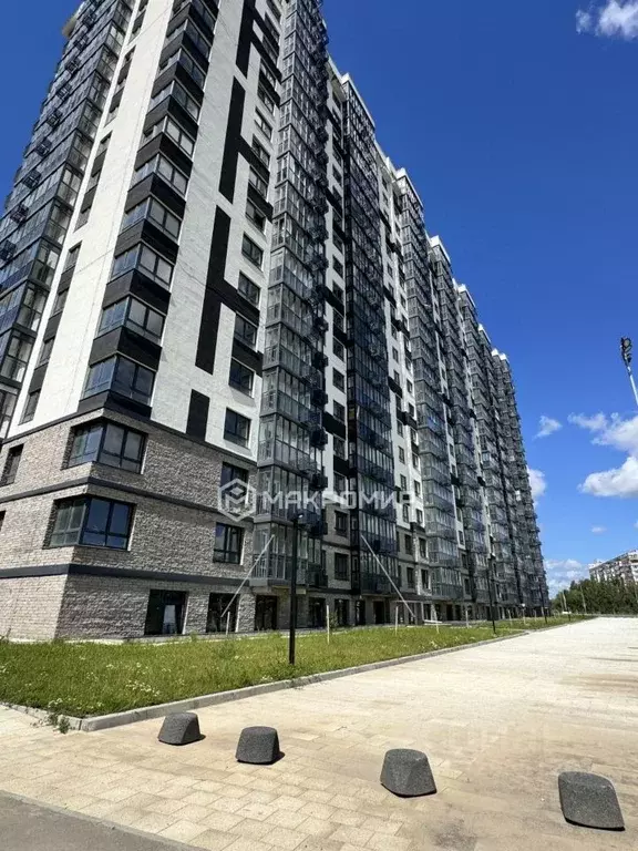 3-к кв. Орловская область, Орел ул. Генерала Родина, 66Ак1 (92.6 м) - Фото 1