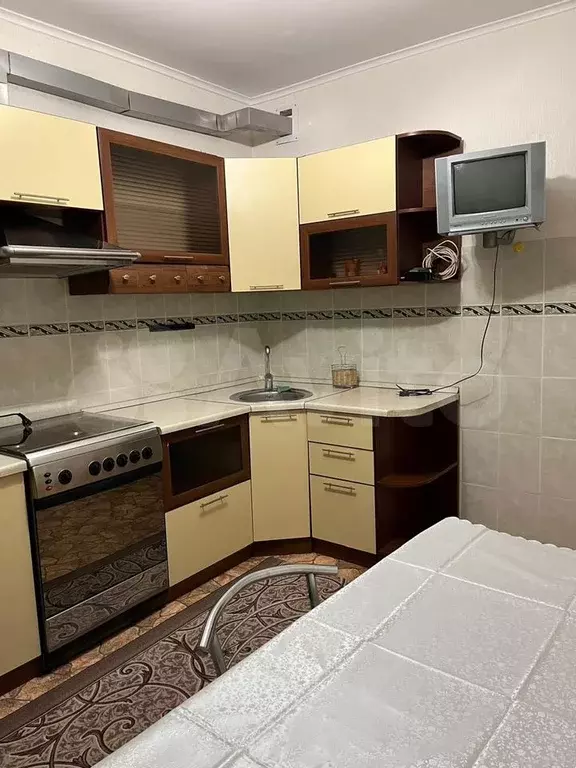 2-к. квартира, 50 м, 8/10 эт. - Фото 0