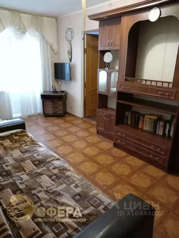 2-к кв. Белгородская область, Старый Оскол ул. Ленина, 8 (43.0 м) - Фото 1