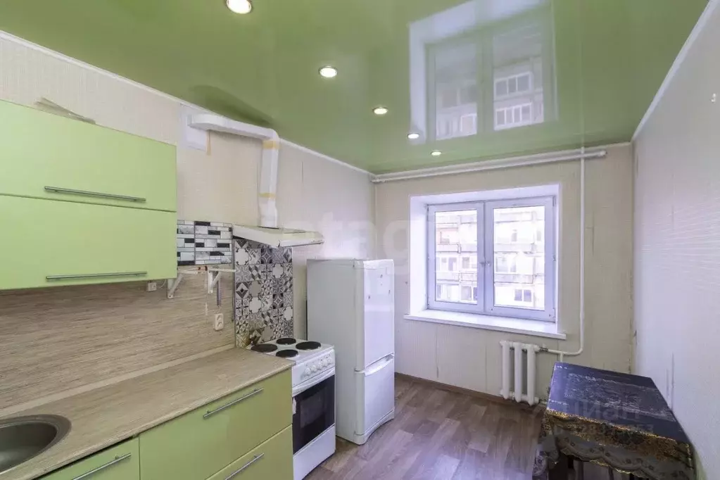 1-к кв. Тюменская область, Тюмень Харьковская ул., 85а (31.7 м) - Фото 1