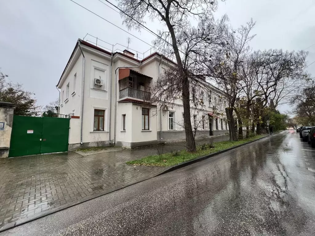 3-к кв. Севастополь ул. Советская, 40 (65.1 м) - Фото 2