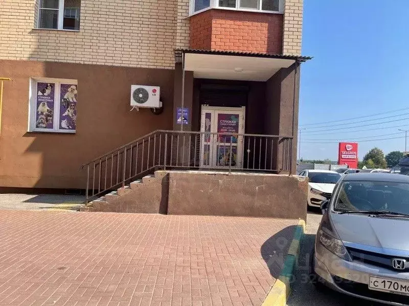 Торговая площадь в Тульская область, Тула Октябрьская ул., 217к2 (58 ... - Фото 1