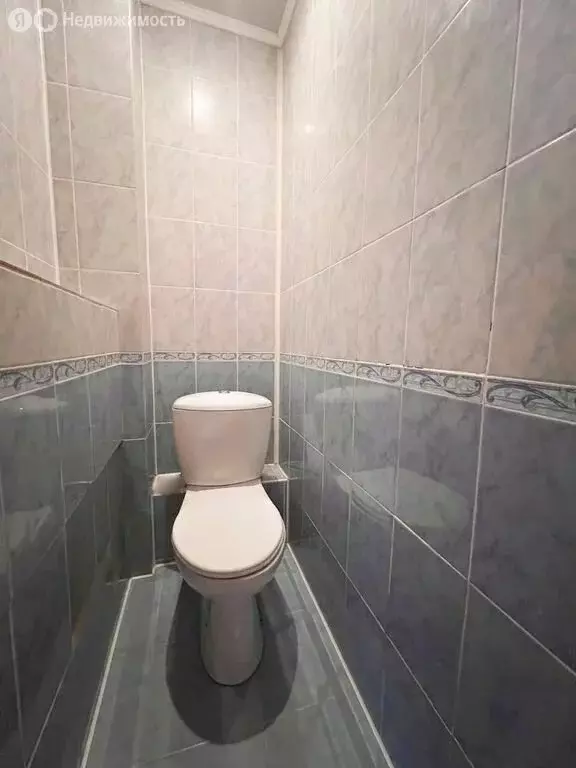 3-комнатная квартира: Оренбург, Салмышская улица, 29 (64.3 м) - Фото 1