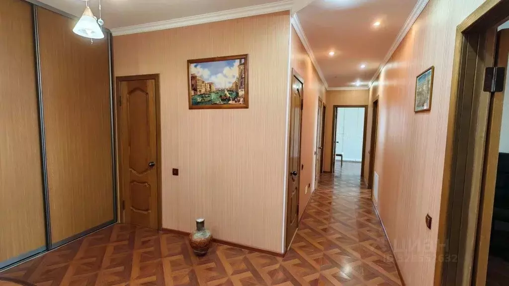 3-к кв. Саха (Якутия), Якутск ул. Орджоникидзе, 43 (104.0 м) - Фото 2
