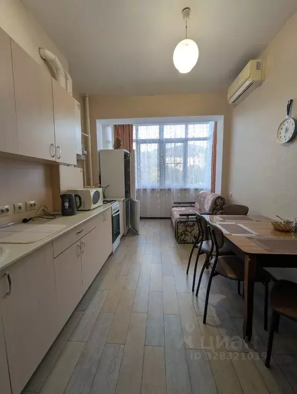 2-к кв. Краснодарский край, Геленджик Херсонская ул., 70 (60.0 м) - Фото 1