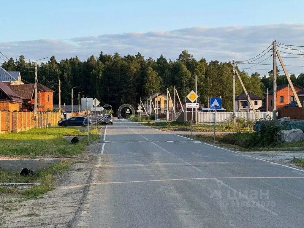 Участок в Тюменская область, Тюменский район, д. Ушакова Зеленая ул. ... - Фото 1