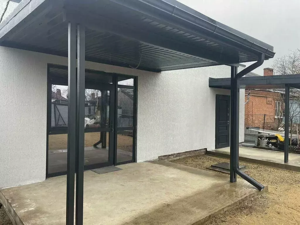 Дом в Краснодарский край, Усть-Лабинск Колхозная ул. (120 м) - Фото 1