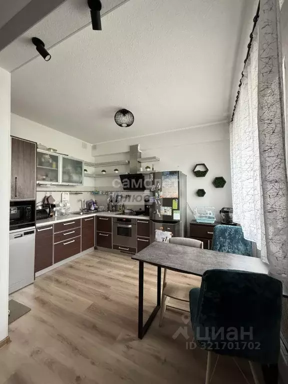 2-к кв. Архангельская область, Коряжма ул. Пушкина, 15 (57.7 м) - Фото 2