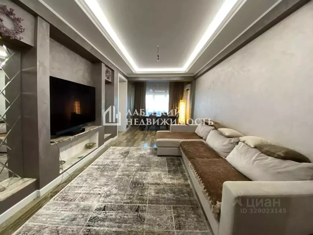 3-к кв. Дагестан, Махачкала ул. Каммаева, 87 (117.2 м) - Фото 2