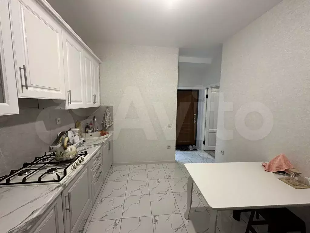 1-к. квартира, 40 м, 1/2 эт. - Фото 1