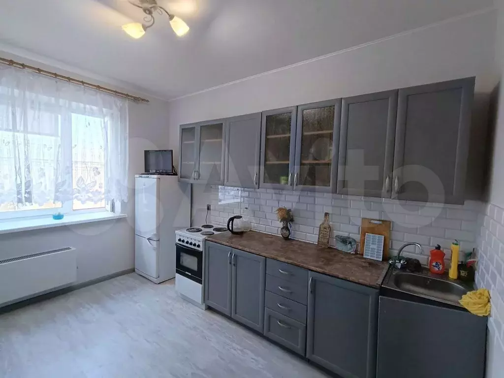 1-к. квартира, 50м, 5/5эт. - Фото 0