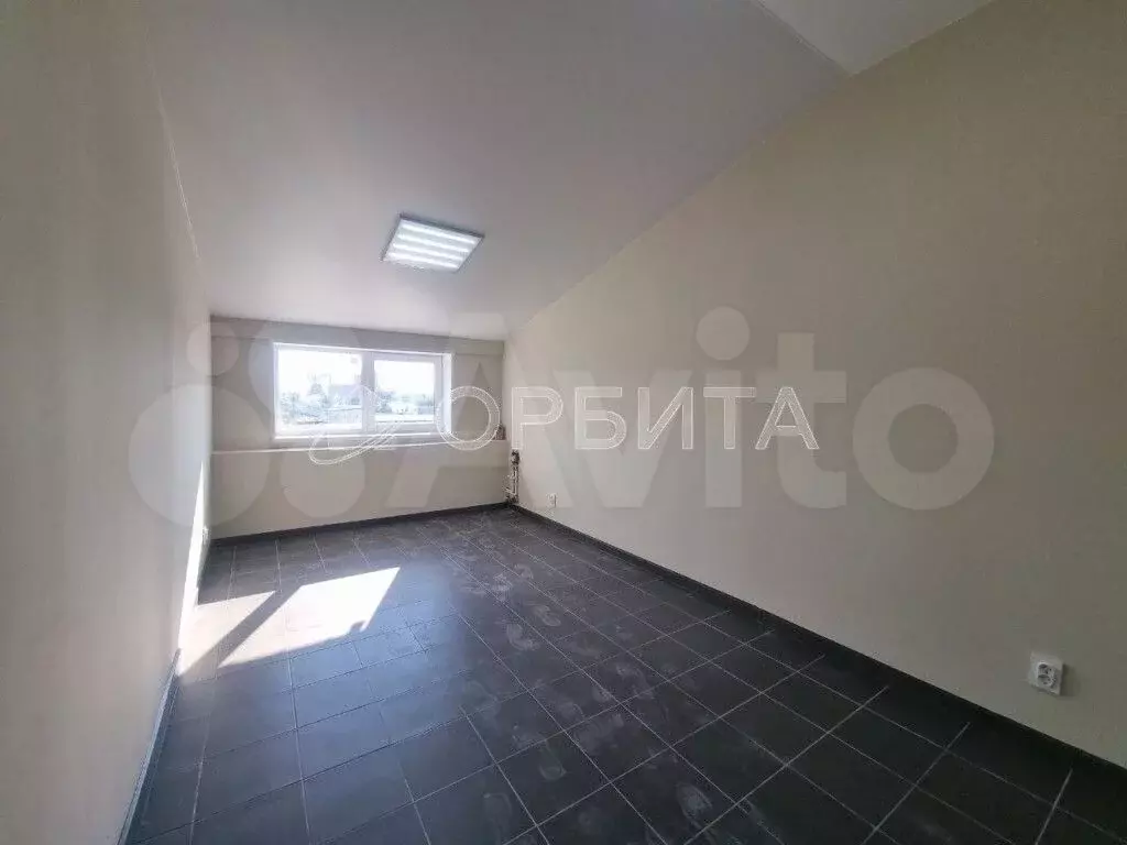Продам офисное помещение, 10.5 м - Фото 0