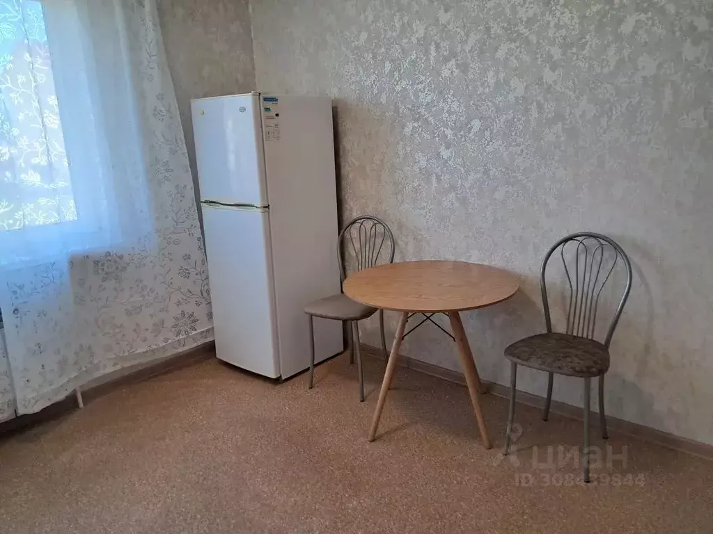 1-к кв. Сахалинская область, Южно-Сахалинск ул. Большая Полянка, 4 ... - Фото 2