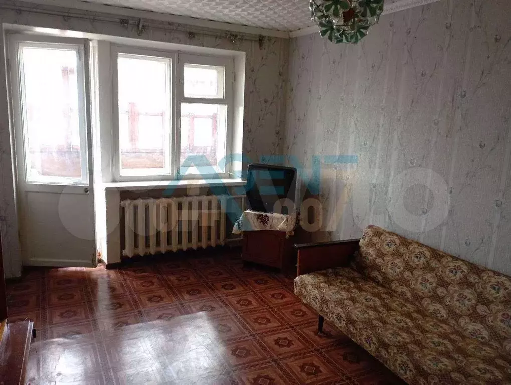 1-к. квартира, 31 м, 5/5 эт. - Фото 0