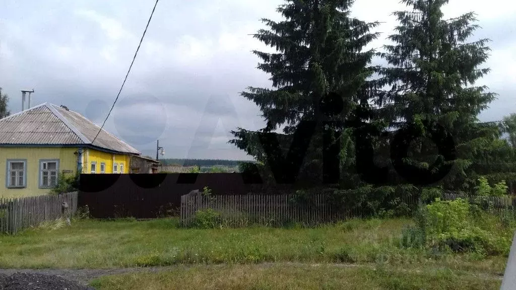 Дом в Белгородская область, Старооскольский городской округ, с. ... - Фото 1