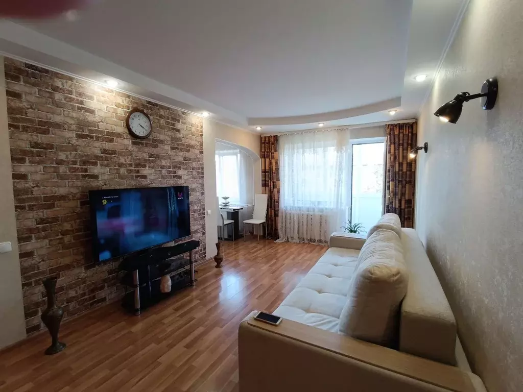 Продаётся 3-к квартира, 57 м - Фото 0