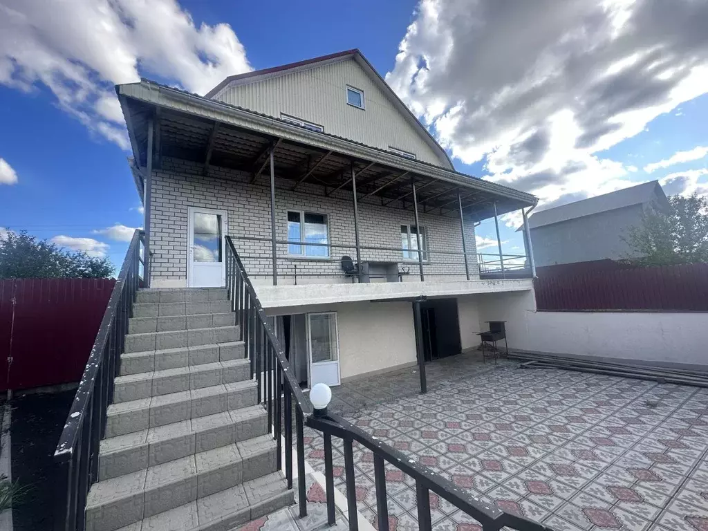 Коттедж в Пензенская область, Пенза ул. Гвоздева (280 м) - Фото 1