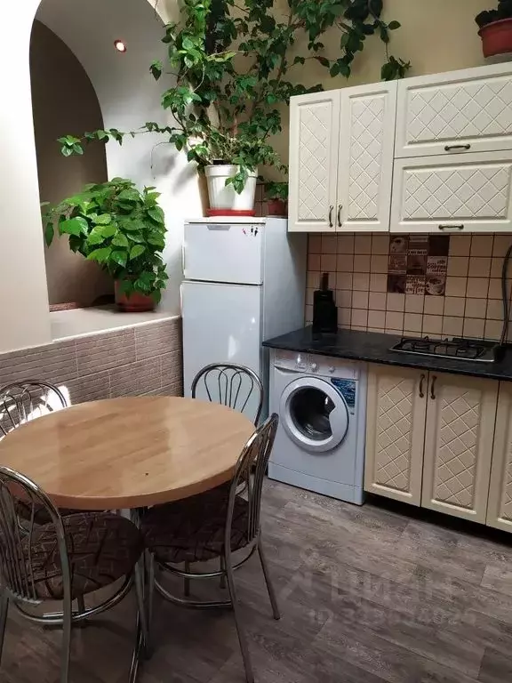 Дом в Крым, Евпатория ул. Имени Бартенева, 6 (30 м) - Фото 2