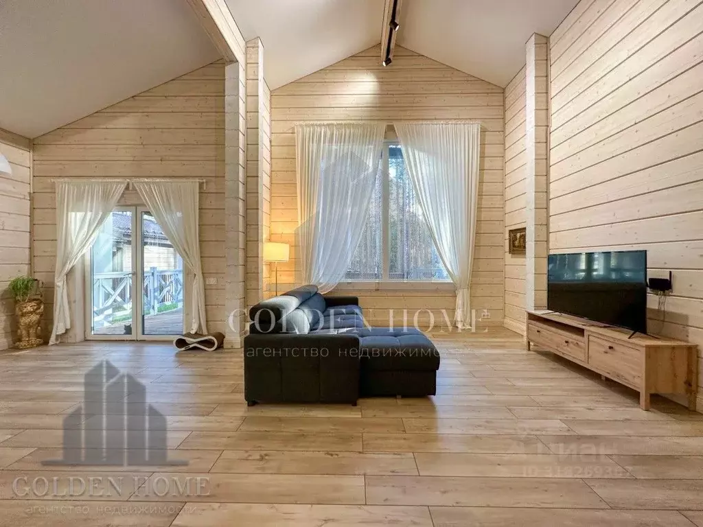 Дом в Ленинградская область, Выборгский район, Полянское с/пос, пос. ... - Фото 1