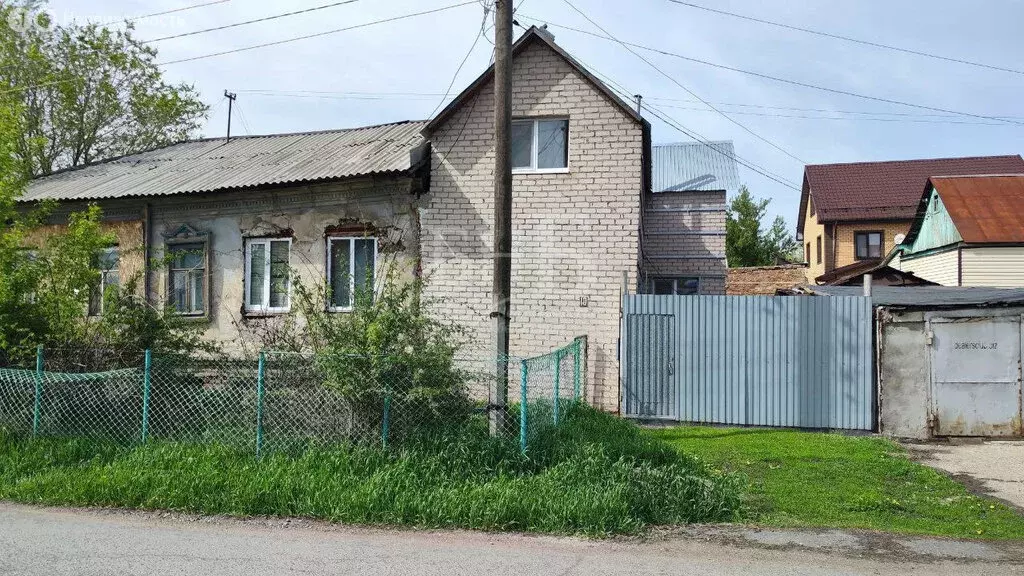 Дом в Оренбург, Чернореченская улица, 10 (120 м) - Фото 1