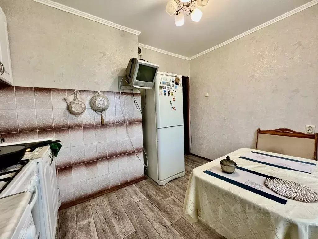 1-к кв. Брянская область, Брянск ул. Молодой Гвардии, 66 (37.0 м) - Фото 2