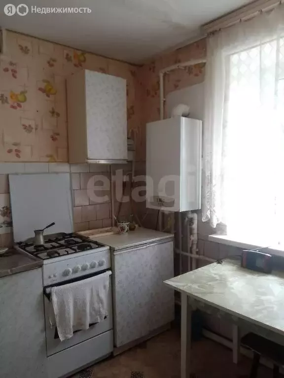 3-комнатная квартира: Людиново, улица Толстого, 67 (66.6 м) - Фото 0