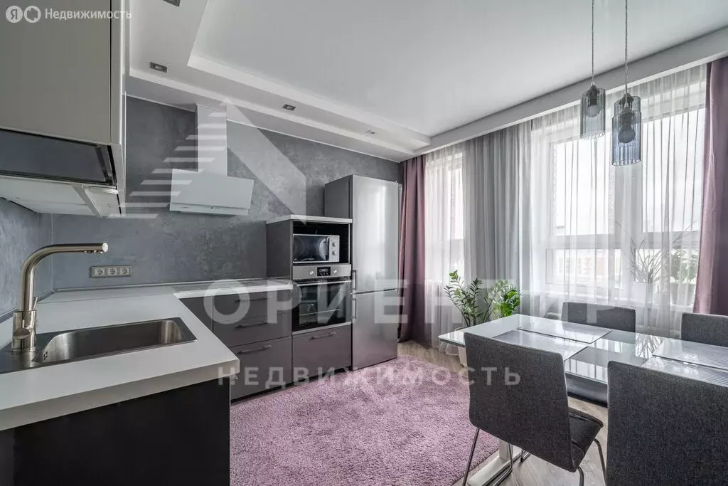 2-комнатная квартира: Екатеринбург, улица Евгения Савкова, 31 (53.7 м) - Фото 0