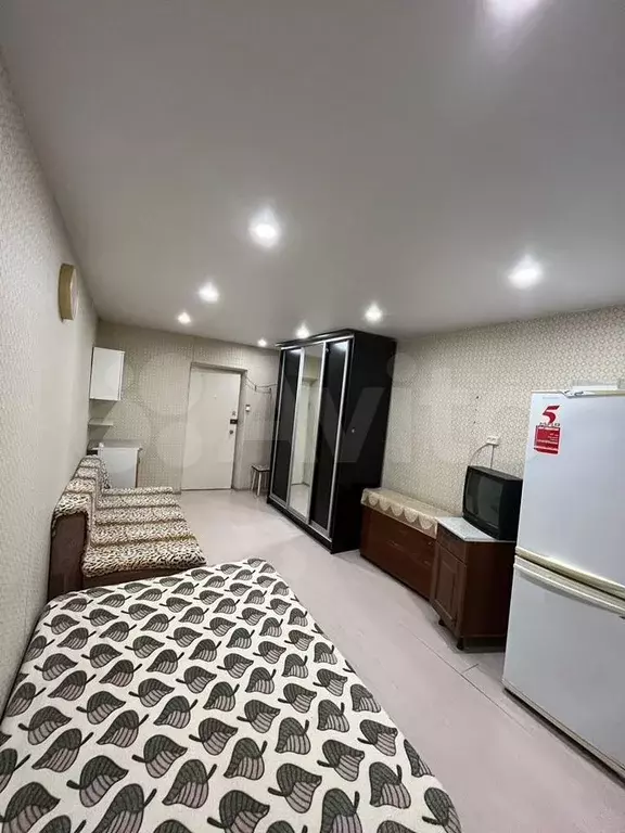 Комната 18 м в 5-к., 1/5 эт. - Фото 1