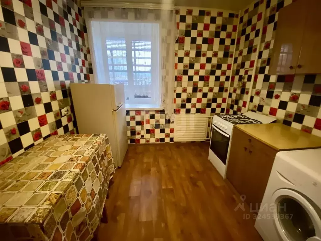 1-к кв. Башкортостан, Стерлитамак просп. Октября, 73 (33.4 м) - Фото 2