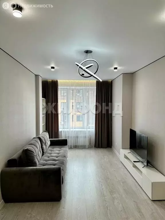 1-комнатная квартира: Абакан, улица Генерала Тихонова, 8 (41.5 м) - Фото 0