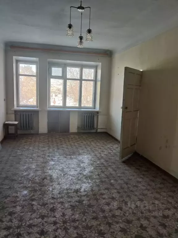 3-к кв. Омская область, Омск ул. Котовского, 6 (74.8 м) - Фото 0