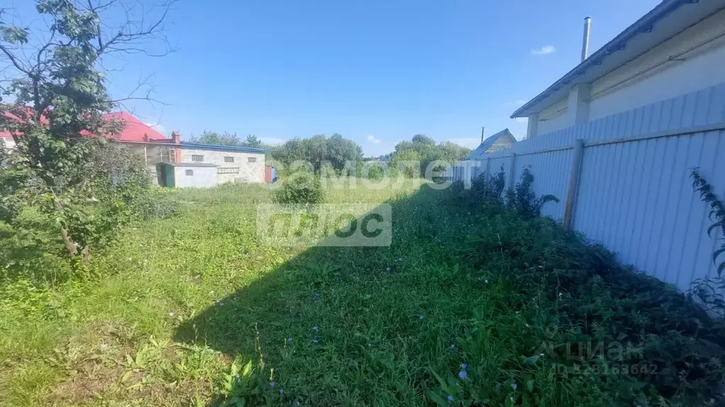 Участок в Татарстан, Тукаевский район, с. Калмия ул. Равиля Хазиева ... - Фото 2