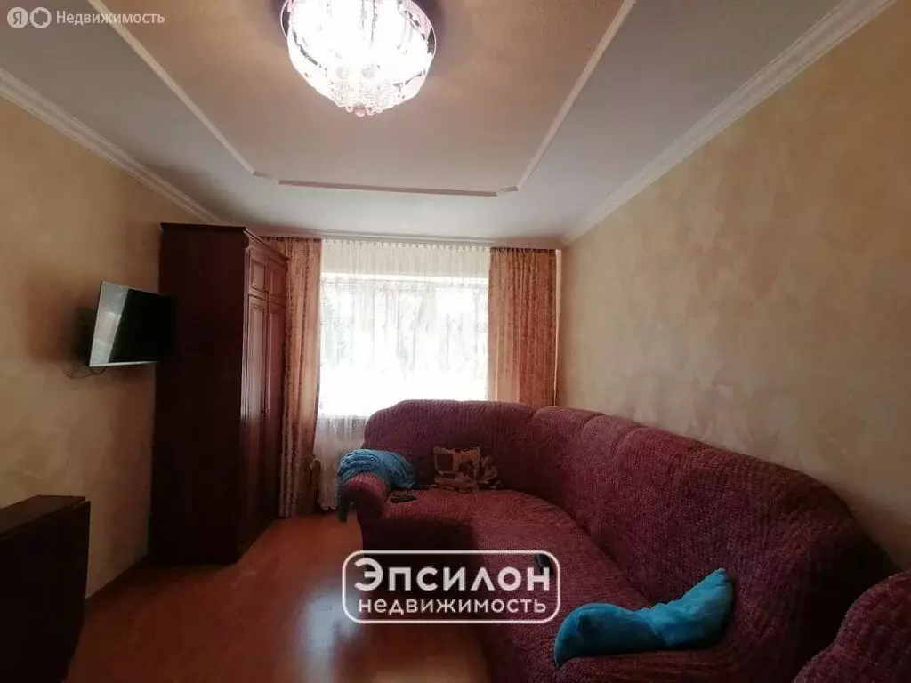 3-комнатная квартира: Курск, Сумская улица, 42 (58 м) - Фото 0