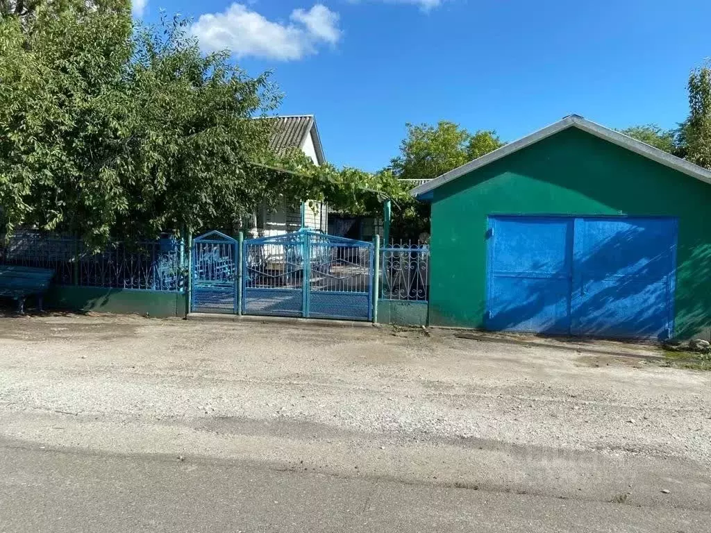 Дом в Краснодарский край, Геленджик городской округ, с. Береговое ул. ... - Фото 1